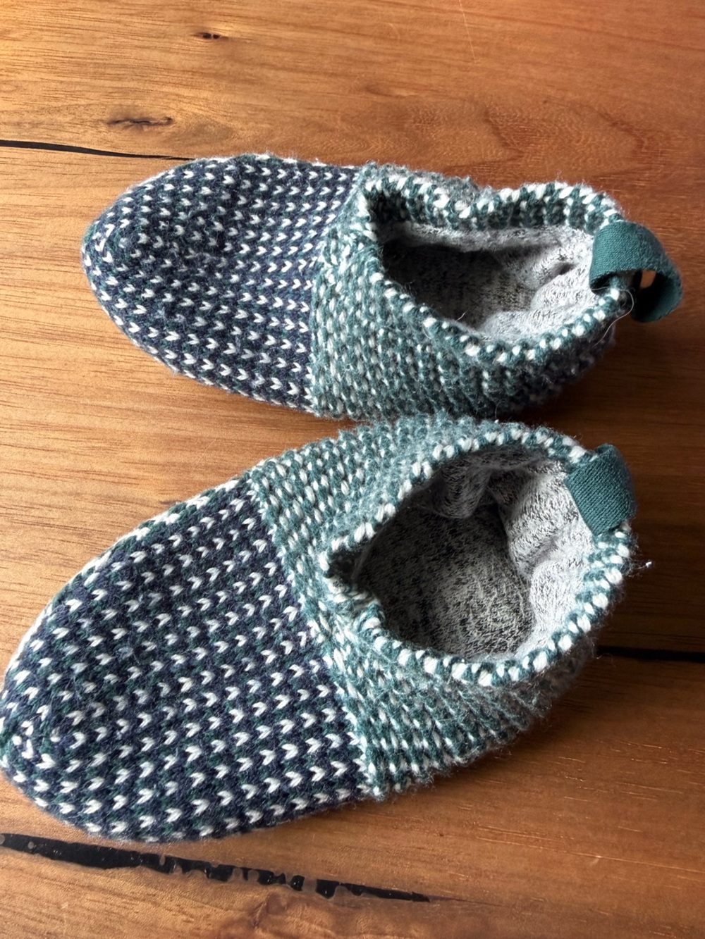 Bombas Kids Youth Gripper Slippers - Picture 3 of 4